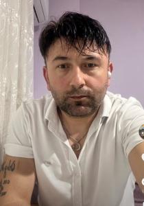 Kendine güvenen kapıyı çalmadan gelsin